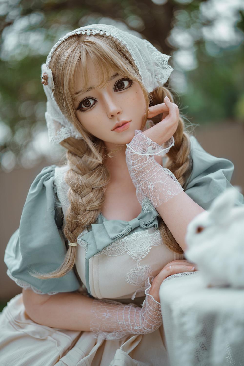 Brit - 148-164cm Premium Lifelike Sex Doll with Soft Silicone Head - SY Doll