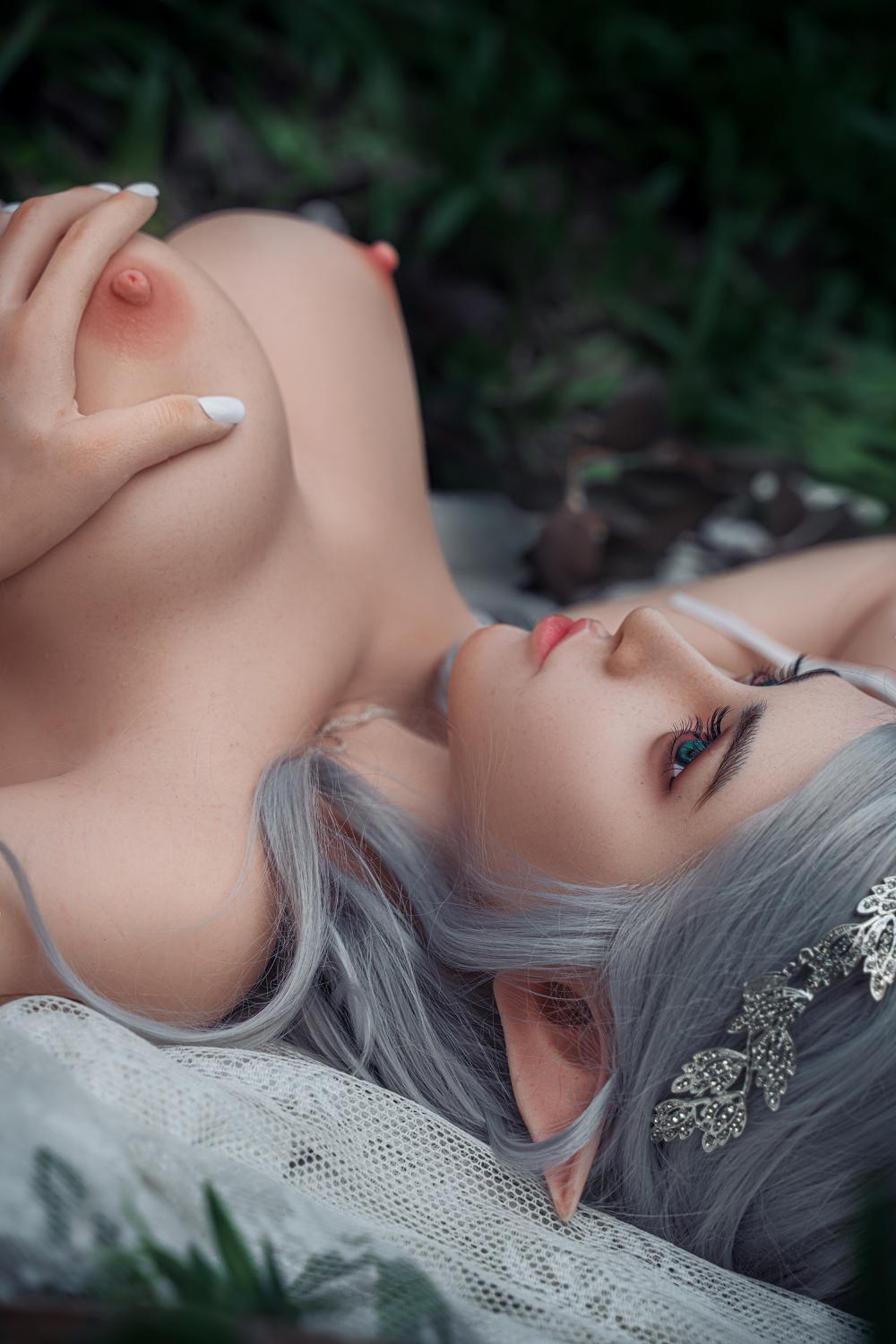Emma - 148-164cm Premium Lifelike Sex Doll with Soft Silicone Head - SY Doll
